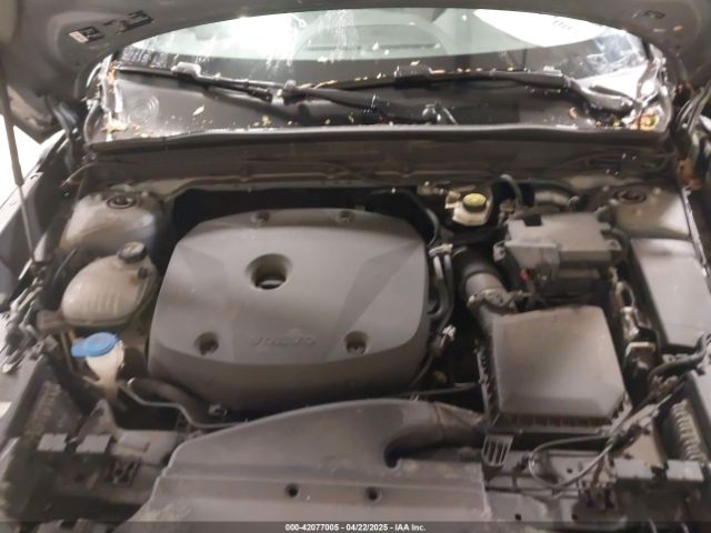 YV4AC2HK3L2241716 Volvo Xc40 T4 Momentum