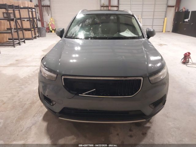 YV4AC2HK3L2241716 Volvo Xc40 T4 Momentum