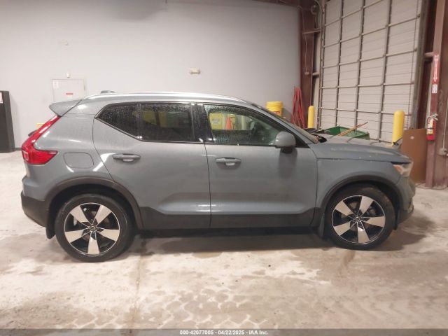 YV4AC2HK3L2241716 Volvo Xc40 T4 Momentum