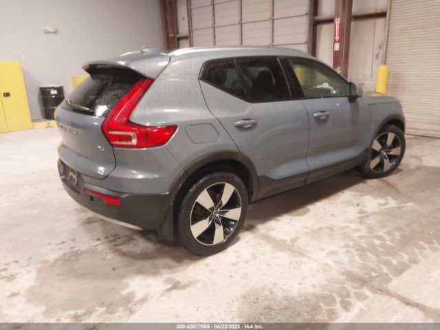 YV4AC2HK3L2241716 Volvo Xc40 T4 Momentum