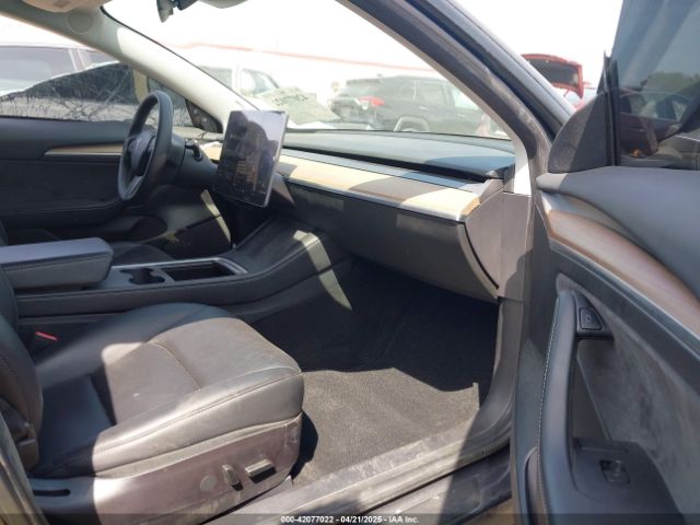 2021 TESLA MODEL 3 5YJ3E1EB3MF014884 Photo 4