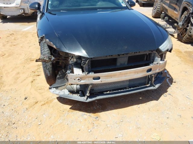 WAUGNAF41HN012041 Audi A4 2.0t Premium