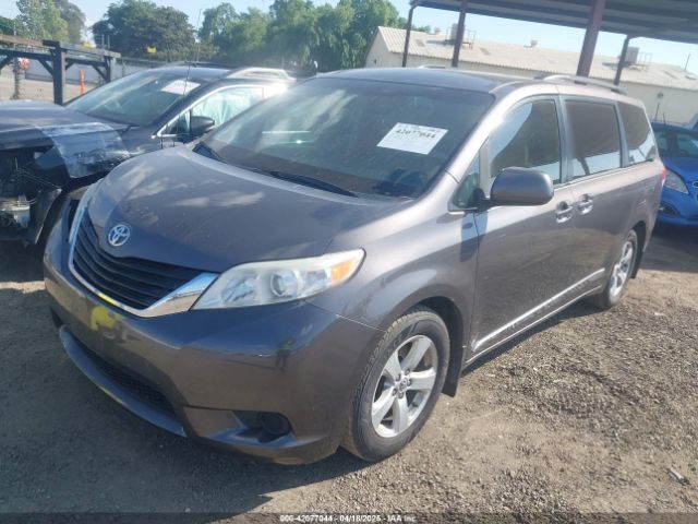 5TDKK3DC0ES498732 Toyota Sienna Le V6 8 Passenger