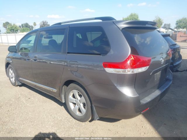 5TDKK3DC0ES498732 Toyota Sienna Le V6 8 Passenger