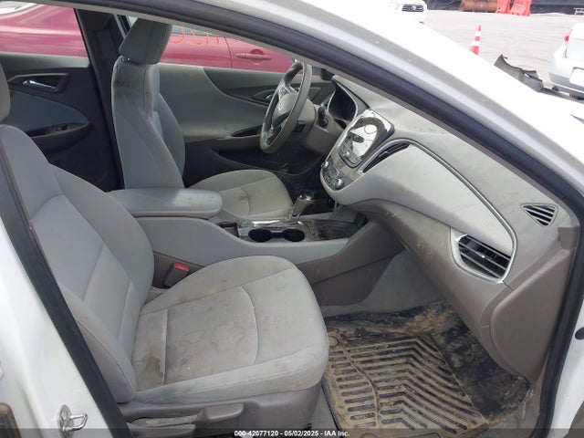 1G1ZB5ST8KF203815 Chevrolet Malibu 1ls