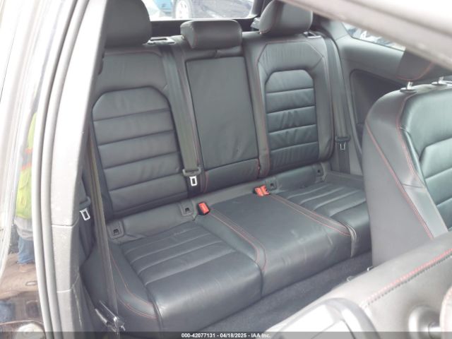 3VWYT7AU4FM026818 Volkswagen Golf Gti 2.0t Se 2-door