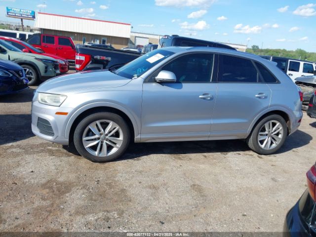 WA1ECCFSXHR002623 Audi Q3 2.0t Premium