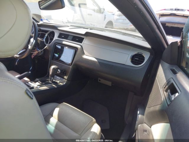 1ZVBP8AM7E5259127 Ford Mustang V6 Premium