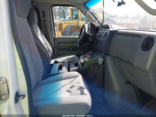 1FDSS3EL4EDB15185 Ford E-350 Super Duty Commercial