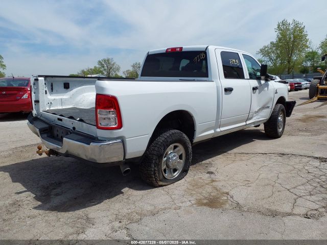 3C6UR5CL5NG252296 RAM 2500 Tradesman  4x4 6'4 Box