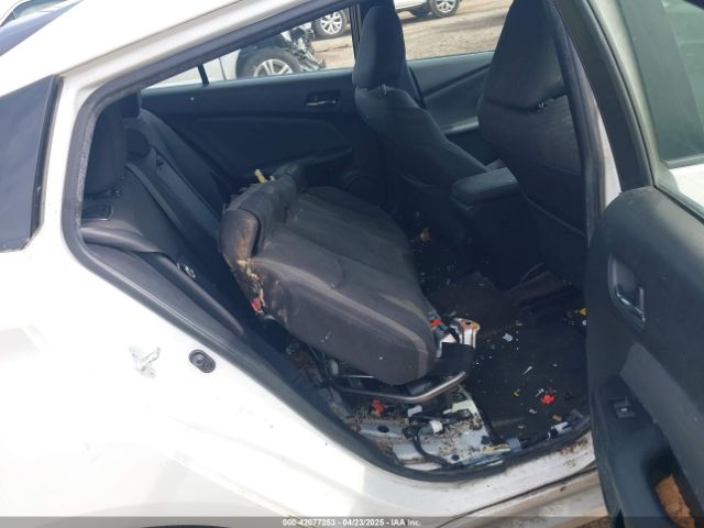 JTDKBRFU3G3523524 Toyota Prius Two