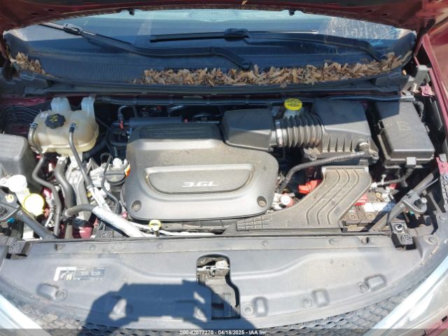 2C4RC1BG2JR279781 Chrysler Pacifica Touring L