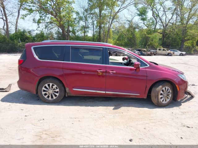 2C4RC1BG2JR279781 Chrysler Pacifica Touring L