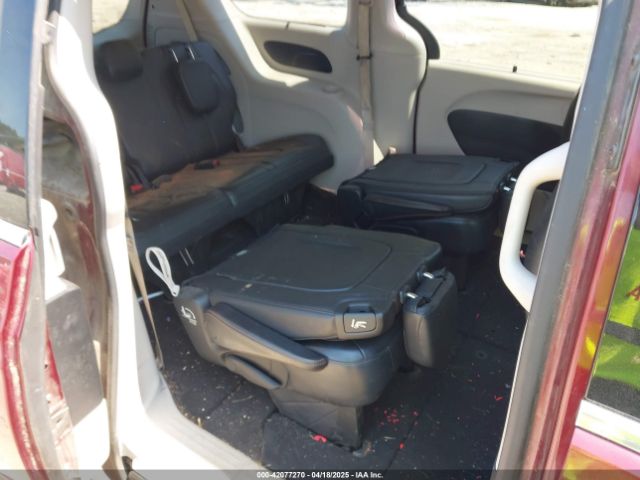 2C4RC1BG2JR279781 Chrysler Pacifica Touring L