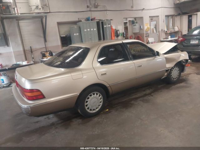 1992 LEXUS LS JT8UF11E7N0140178 Photo 3