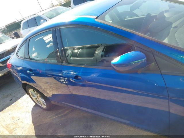 1FADP3F23JL324380 Ford FOCUS SE