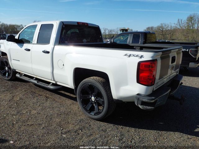 2014 CHEVROLET SILVERADO 1500 1GCVKREC2EZ418621 Photo 2