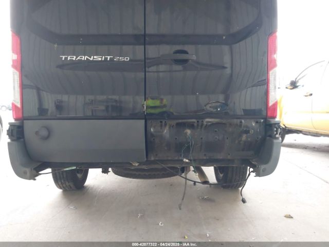 1FTYR2CM9HKB54645 Ford Transit-250