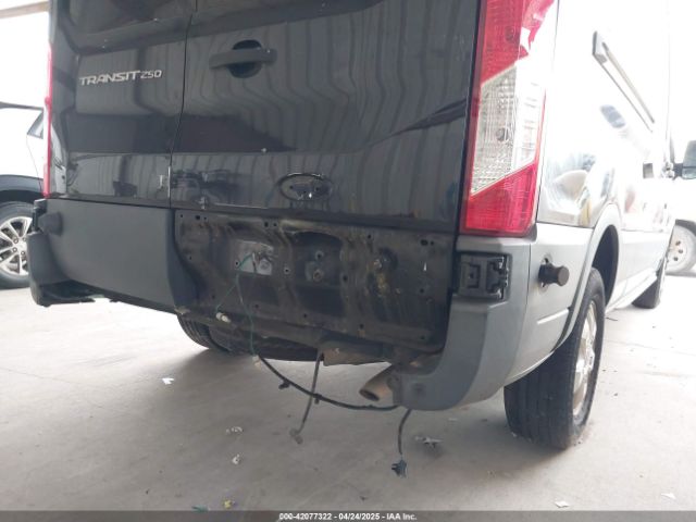 1FTYR2CM9HKB54645 Ford Transit-250