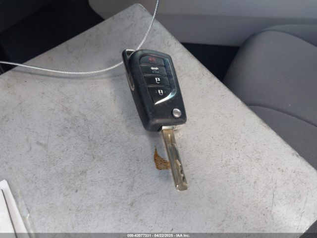 4T1B11HK9JU155847 Toyota CAMRY LE
