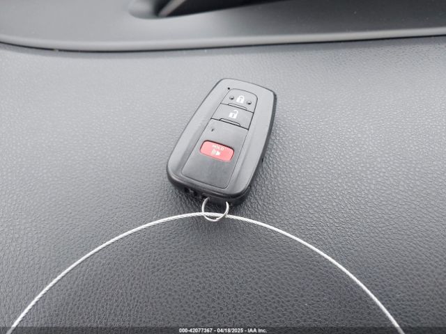 JTDKAMFU3M3152608 Toyota Prius Le