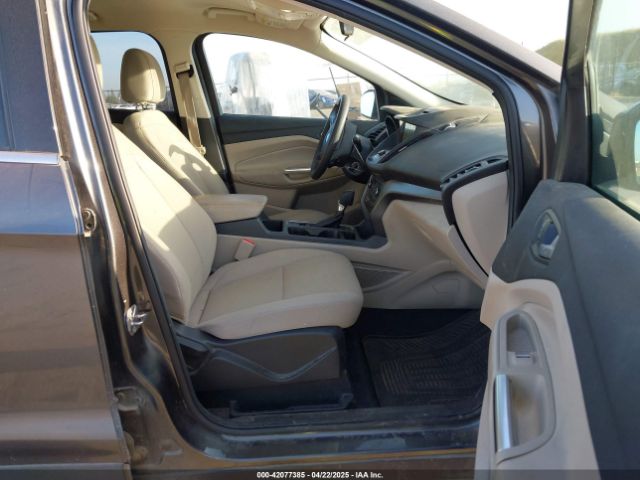 1FMCU0GD1HUE75697 Ford ESCAPE SE