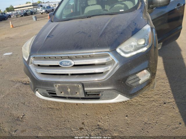 1FMCU0GD1HUE75697 Ford ESCAPE SE