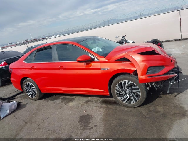 3VWE57BUXLM087744 Volkswagen 1.4 tsi