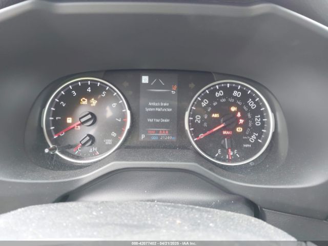2T3F1RFV0NC308188 Toyota RAV4 LE