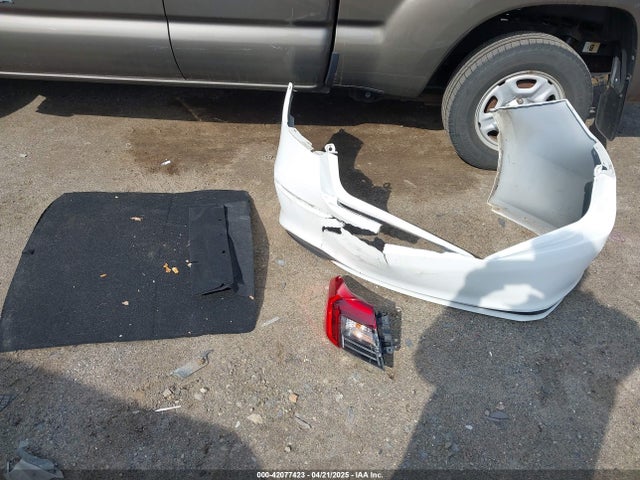 Honda l15b7 2023 2HGFE1F79PH305784 Image 12