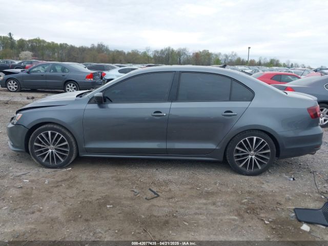 3VWD17AJ2GM399335 Volkswagen Jetta 1.8t Sport