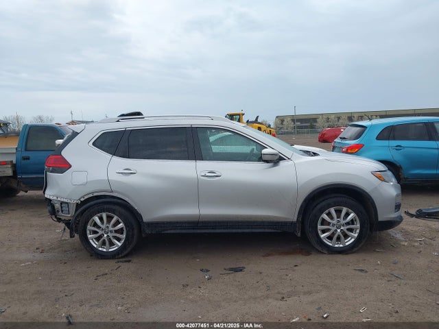 5N1AT2MV4HC886343 Nissan ROGUE SV