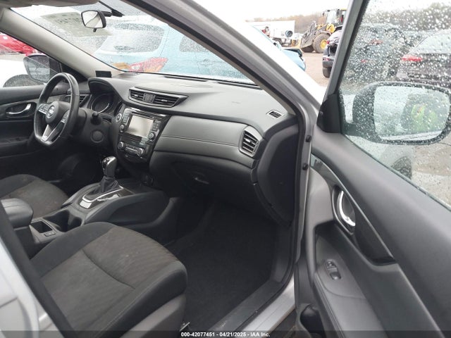 5N1AT2MV4HC886343 Nissan ROGUE SV