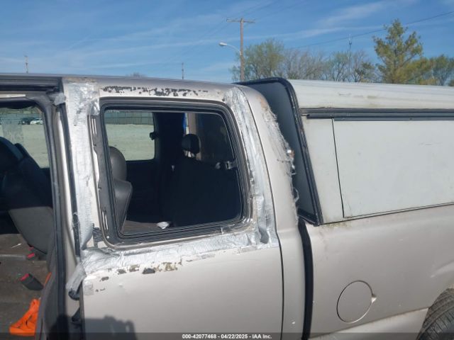 2004 GMC SIERRA 1500 1GTEC19X14Z322988 Photo 5