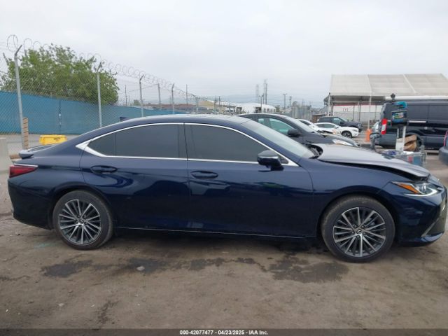 58ADA1C13RU051043 Lexus ES 300H