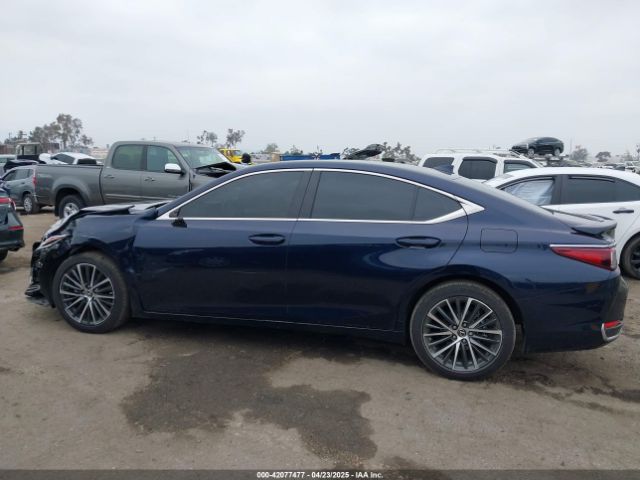 58ADA1C13RU051043 Lexus ES 300H