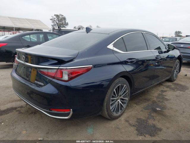 58ADA1C13RU051043 Lexus ES 300H