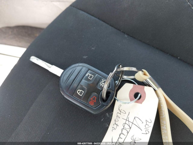 3FADP4BJ2KM165435 Ford FIESTA SE