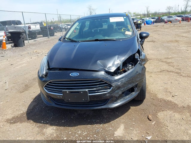 3FADP4BJ2KM165435 Ford FIESTA SE