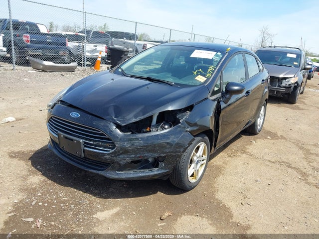3FADP4BJ2KM165435 Ford FIESTA SE