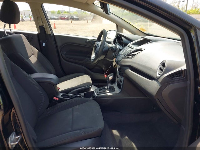 3FADP4BJ2KM165435 Ford FIESTA SE