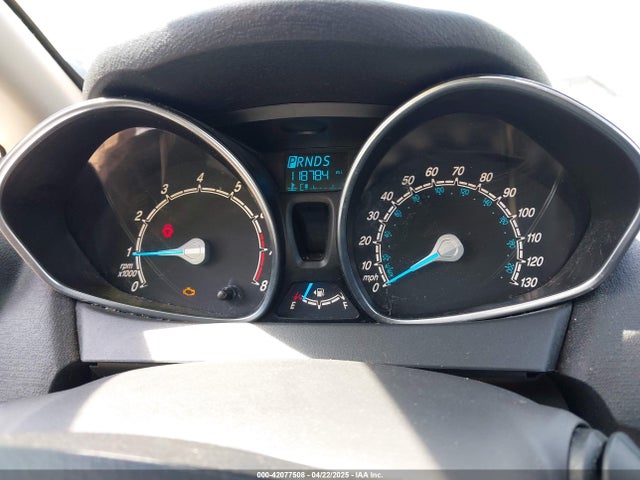 3FADP4BJ2KM165435 Ford FIESTA SE