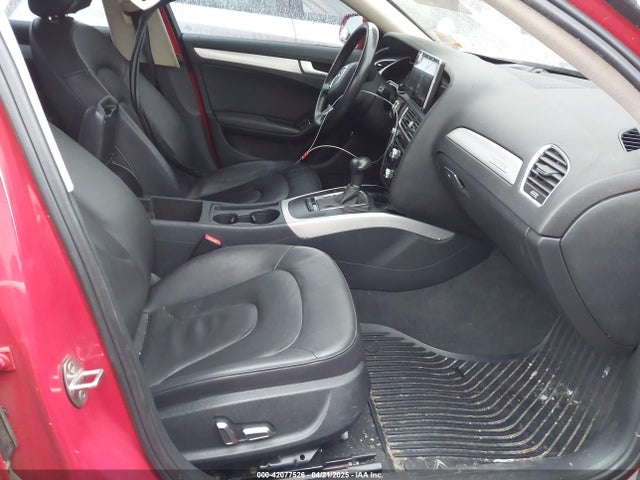 2013 AUDI A4 WAUBFAFL6DN031659 Photo 4
