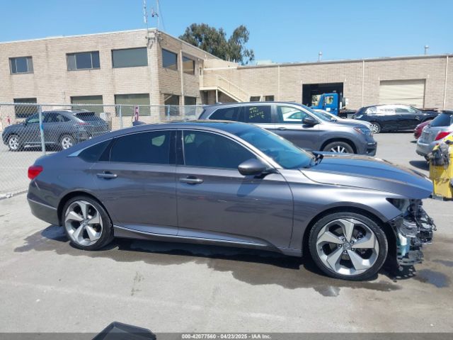 1HGCV2F91JA026099 Honda Accord Touring 2.0t