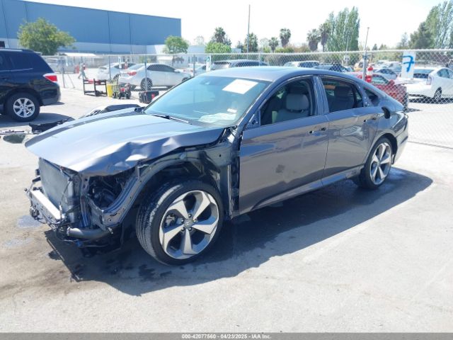1HGCV2F91JA026099 Honda Accord Touring 2.0t
