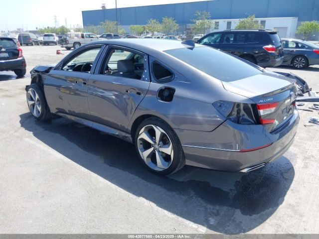 1HGCV2F91JA026099 Honda Accord Touring 2.0t