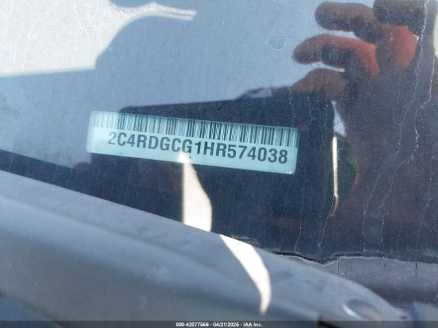 2C4RDGCG1HR574038 Dodge Grand Caravan Sxt