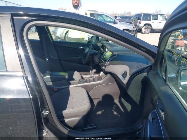 1G1BE5SM4H7267757 Chevrolet Cruze Lt Auto