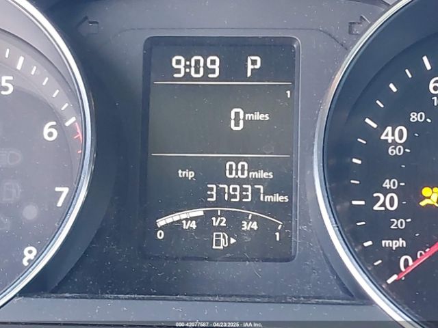 3VW2B7AJ6HM317497 Volkswagen Jetta 1.4t S