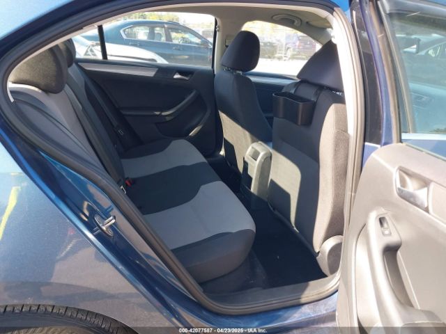 3VW2B7AJ6HM317497 Volkswagen Jetta 1.4t S
